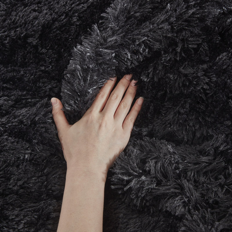 Malea Black Shaggy Faux Fur Ultra-Soft 3-Piece King Duvet Cover Set, King Duvet Cover + 2 King Shams, Black