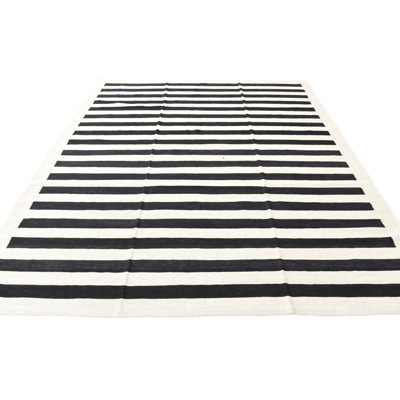 Tapis noir Noor