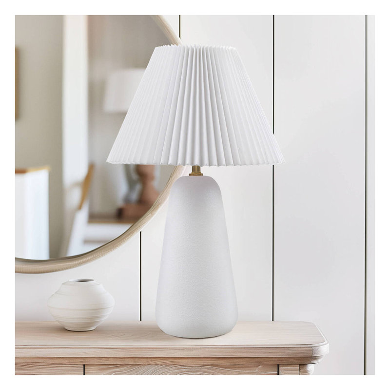 Lampe de table en céramique texturée avec abat-jour en tissu cannelé - lumière de chevet blanche moderne pour la chambre à coucher, comprend une ampoule DEL de 9 W
