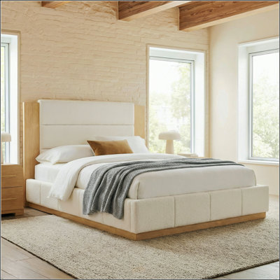 Structure de lit plateforme tapissier avec tête de lit en bois allongée, lit en velours très grand moderne, aucun sommier requis, base en bois