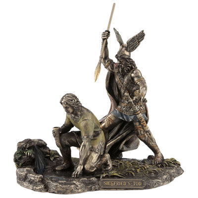 Leore Statue