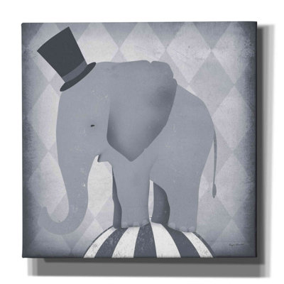 «Circus Elephant Gray» par Ryan Fowler