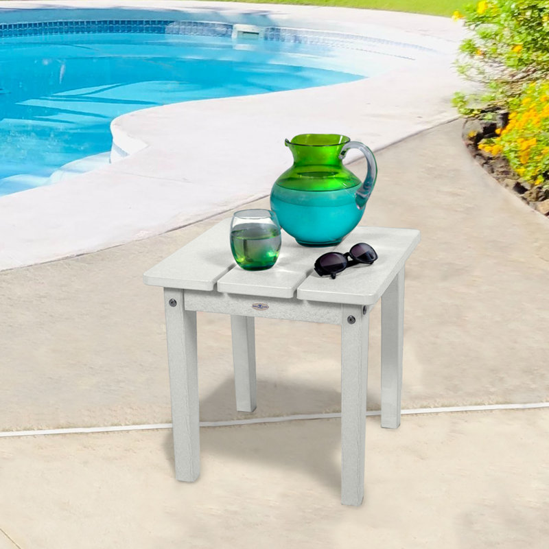 Table de patio extérieur Middira Adirondack, Blanc noix de coco, H 17 po x l 17 po x P 17 po