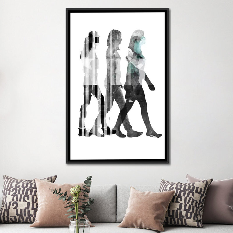 «Half a World I», reproduction sur toile, H 26 po x l 18 po x P 1,5 po, Toile avec cadre noir, Pas de tapis