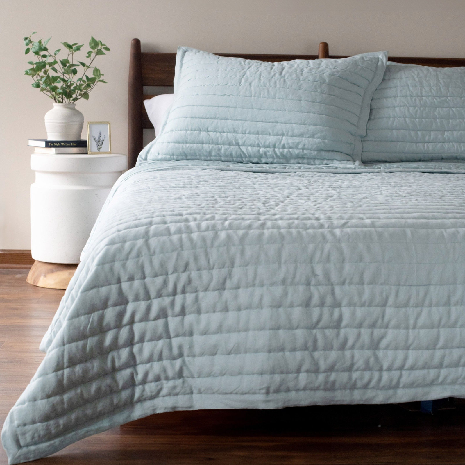 French Linen Quilt Set, Wave, Twin Quilt + 1 Standard Sham