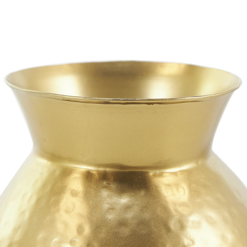 Vase décoratif en métal martelé