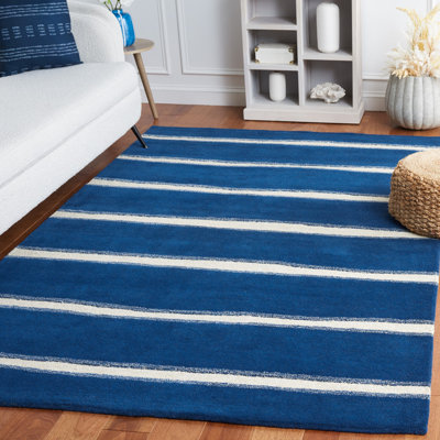 Tapis bleu marine en laine / viscose touffeté à la main à rayures Gonde