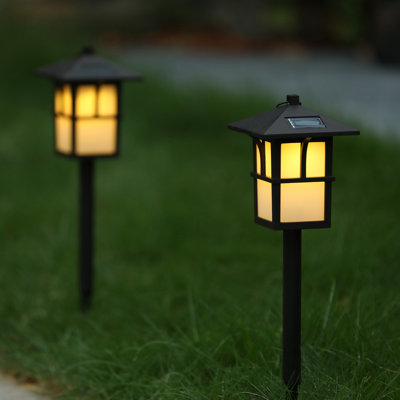 Low Voltage Solar Powered Integrated LED Pathway Light Pack