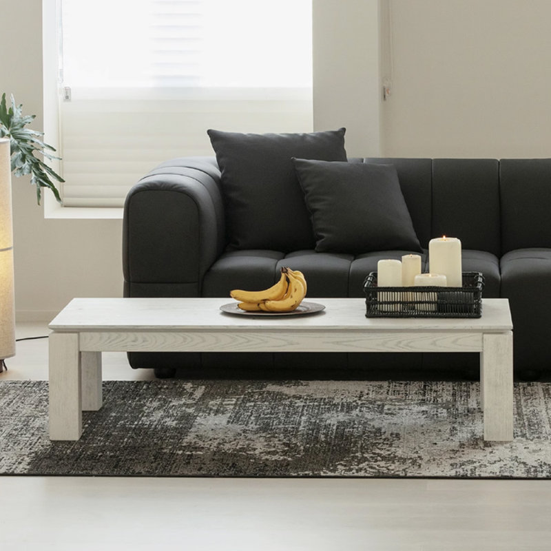 Simple design sense solid wood coffee table