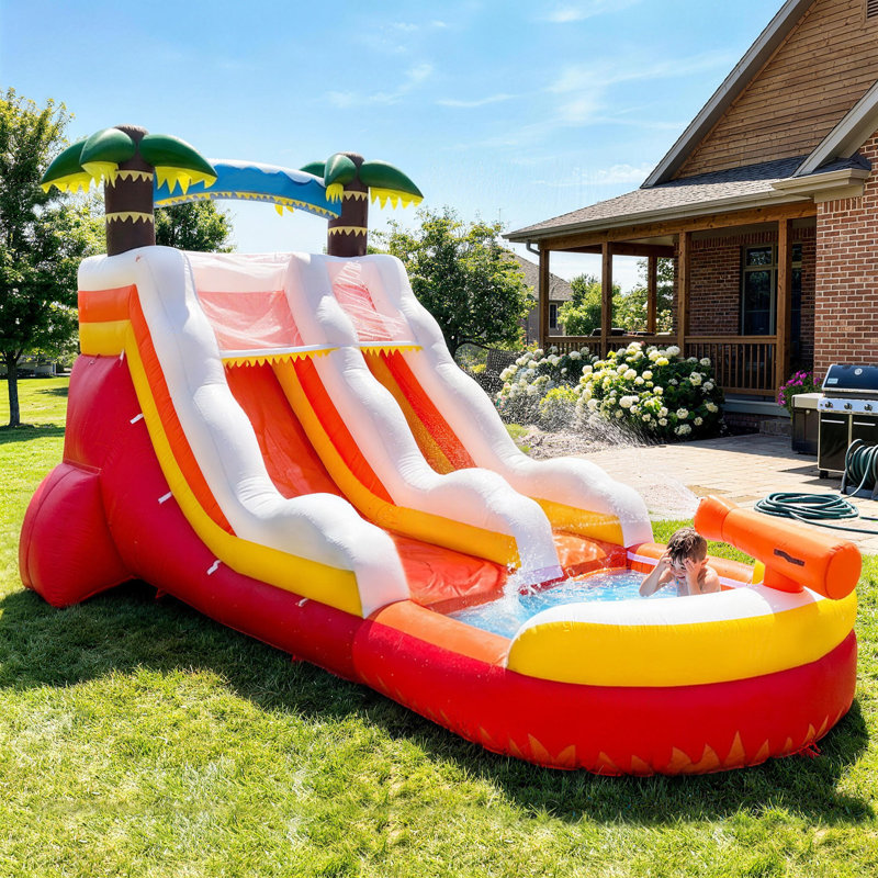Glissade d'eau gonflable de qualité commerciale 23 po x 13 po x 9 pi avec échelle d'escalade amovible et pataugeoire pour les enfants de la cour (souffleur inclus)