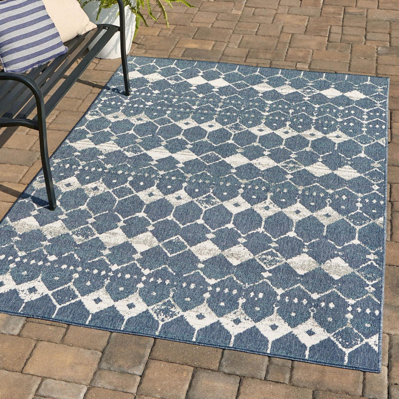 Geometric Indoor / Outdoor Rug, Rectangle 4' x 6'