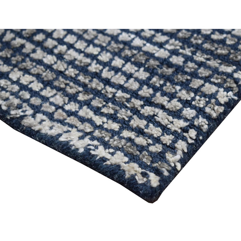 Area Rug in White/Gray, Rectangle 12' x 15'