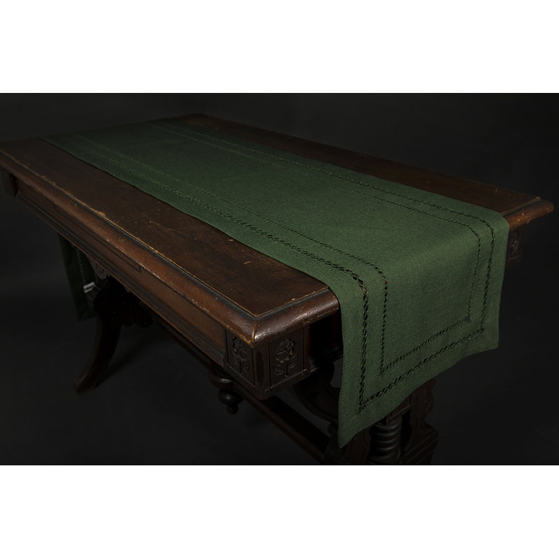 Chemin de table Wenner, Pin