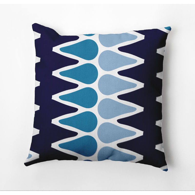 Coussin Upscale Getaway, 26 po x 26 po, Bleu