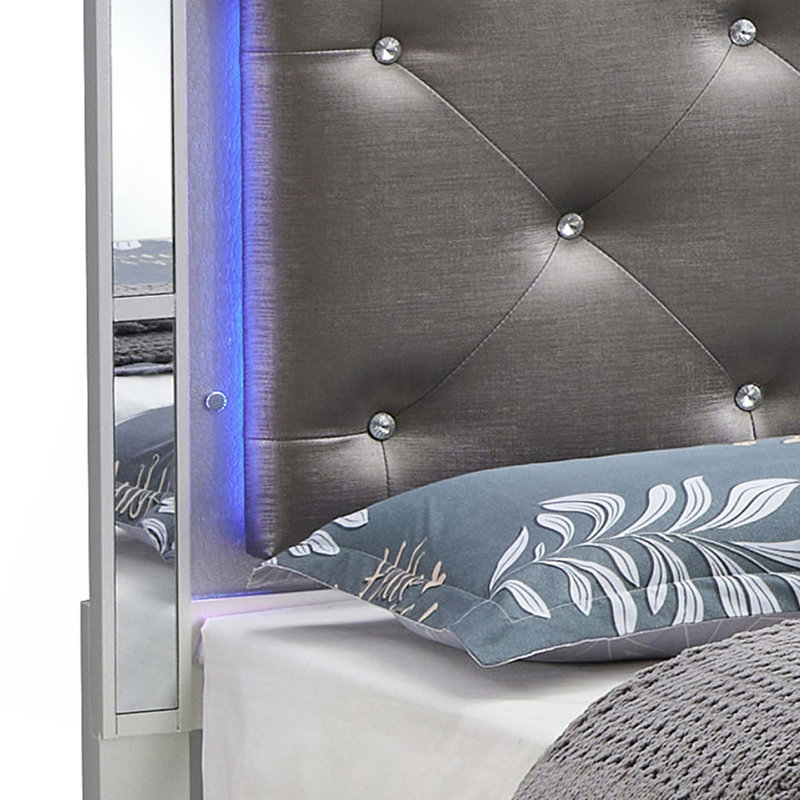 Lit chic pour chambre à coucher, Champagne / Blanc, Grand