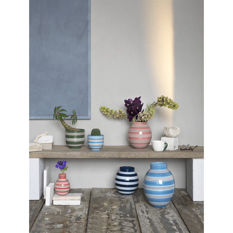 Omaggio Nuovo Faience Table Vase