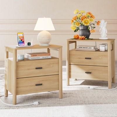 Ensemble de 2 grandes tables de chevet 24 po avec station de charge, pieds de poteaux ronds et 2 tiroirs avec tablette ouverte