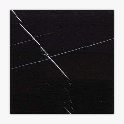 Carreau de mur et de sol en marbre 12 po x 12 po Nero Marquina