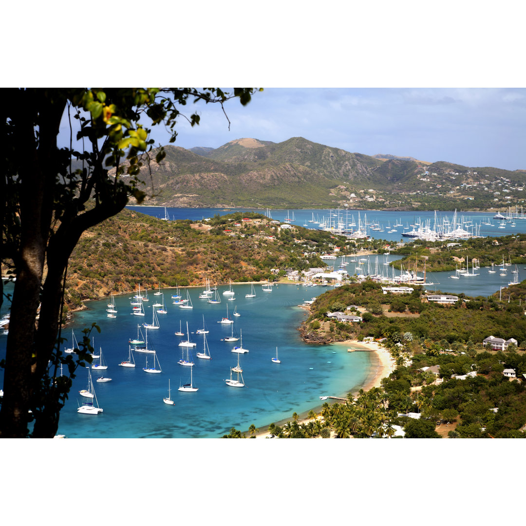 English Harbour & Falmouth, Antigua von Cworthy - Kunstdrucke auf Leinwand ohne Rahmen