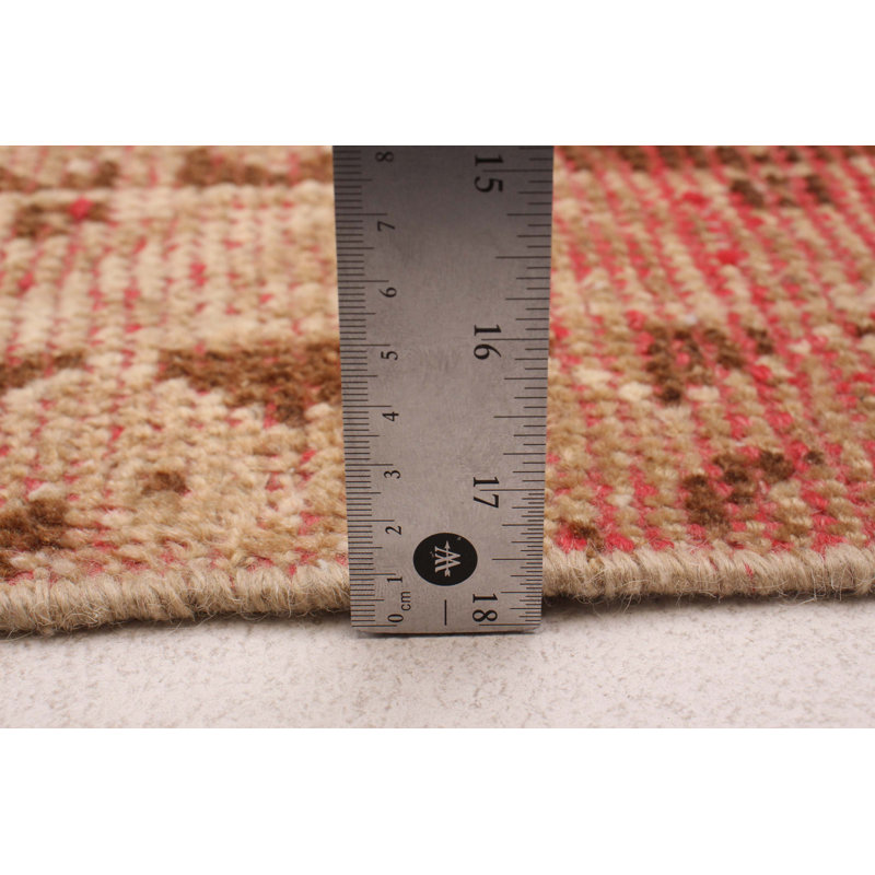 Tapis rouge en laine des années 1990 5 pi 10 po x 8 pi 10 po Jarupa