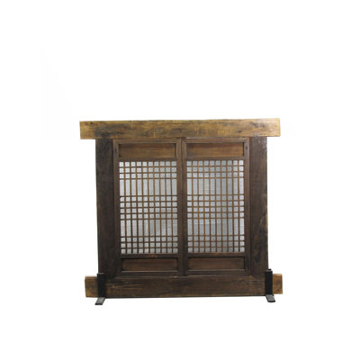 Fenêtre pivotante asiatique en bois teinté classique