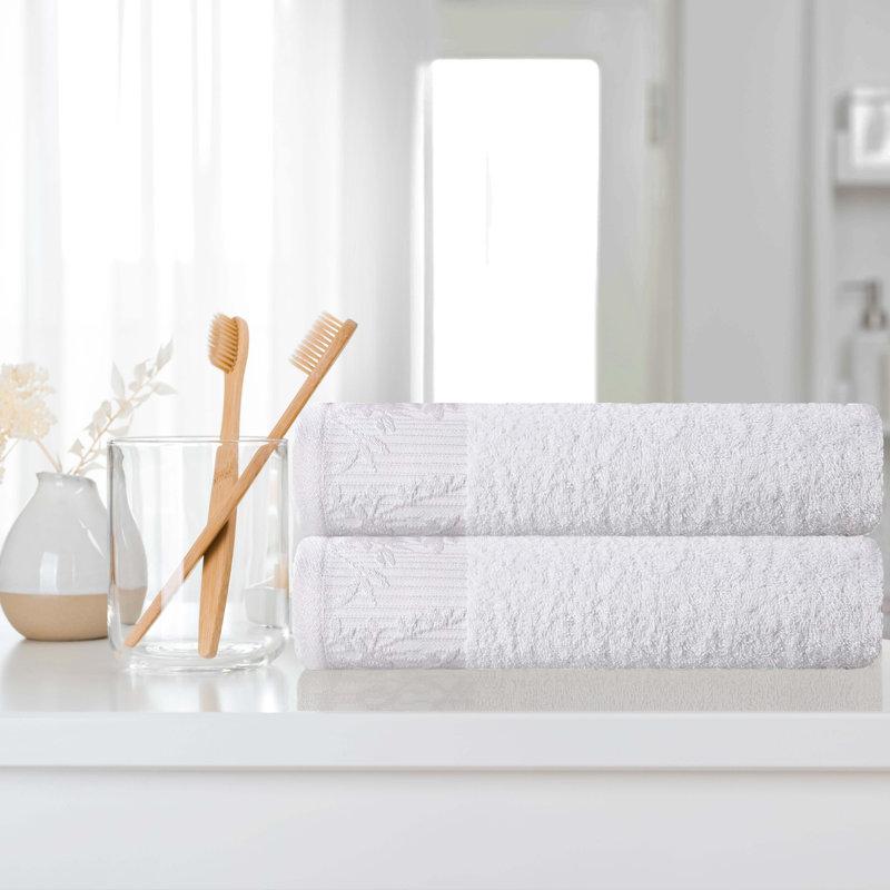Ensemble de serviettes de bain en coton de poids moyen à bordure florale en jacquard pour la salle de bain Carinna
