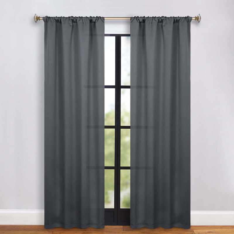 Paire de rideaux obscurcissant avec passe-tringle Moriah Millendon, L 36 po x L 84 po, Gris