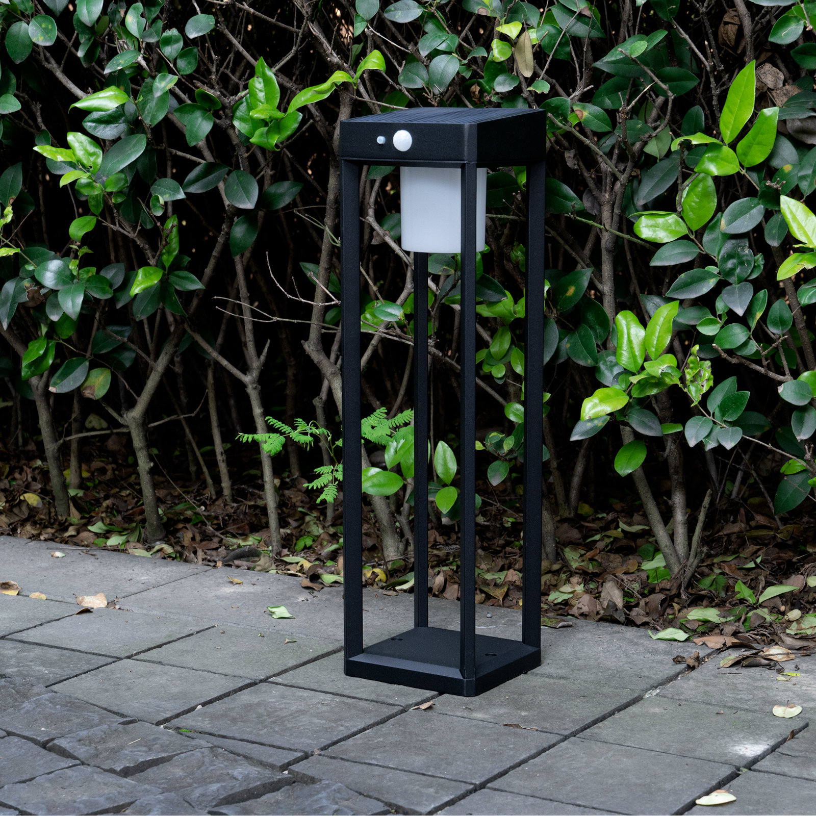 Solar Outdoor Light Solar Pathway Light Wireless LED Tall Street Light IP44  Waterproof Driveway