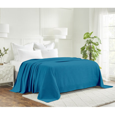 Superior Waffle Weave Honeycomb Knit Soft Textured All-Season 100% Cotton Blanket