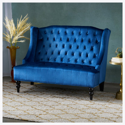 LOVESEAT