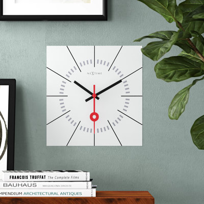 Horloge murale Gowanda