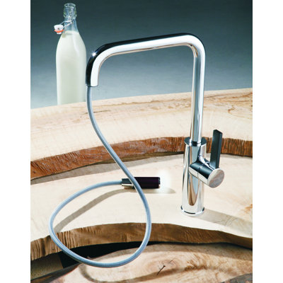 Maestro Bath Italia Pull Out Kitchen Faucet