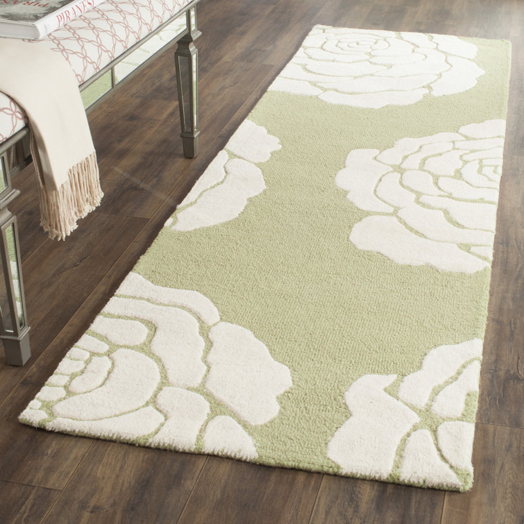 Cannen Hand Tufted Wool Floral Rug