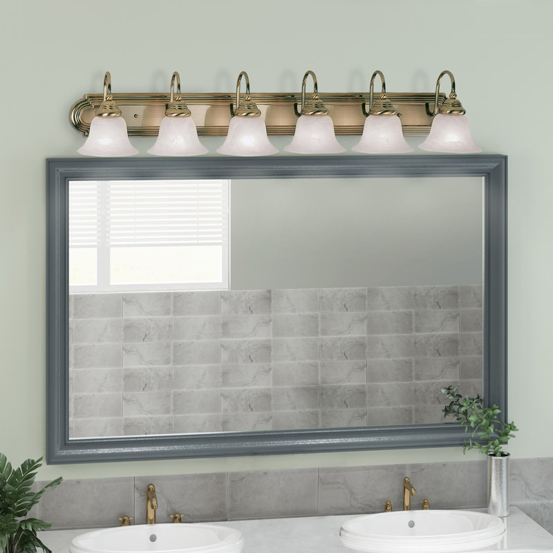 Éclairage de salle de bain à intensité variable à 6 lumières Belmont, Laiton antique