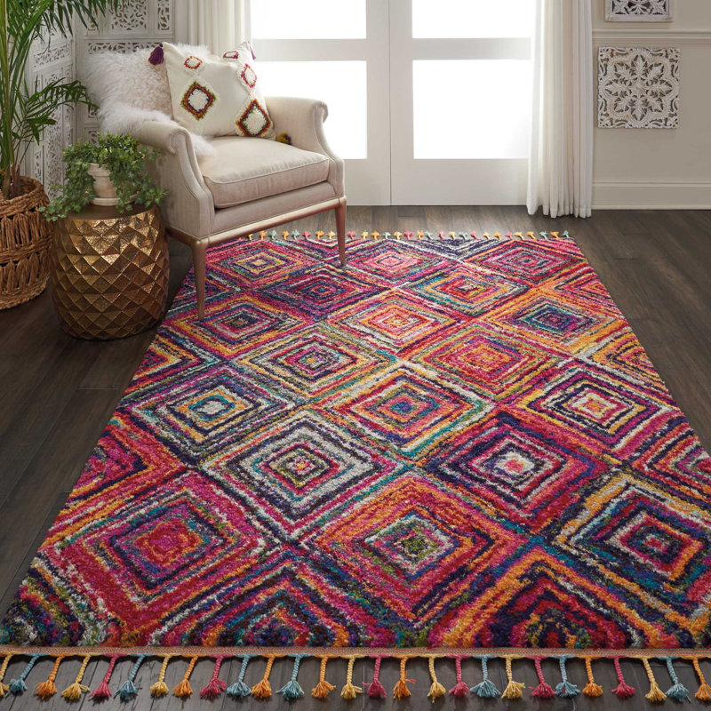 Tapis rouge Lucina Tribal, Rectangle 5 pi 3 po x 7 pi 9 po