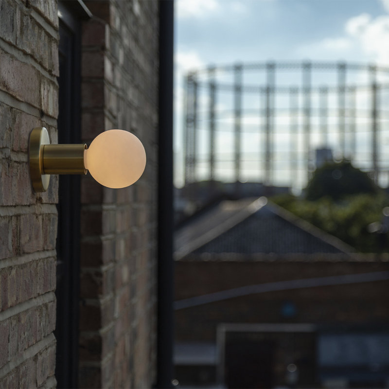 Lochan 1 - Light Armed Sconce, Brass