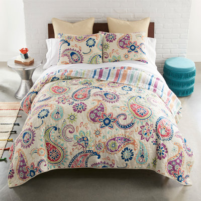 Your Lifestyle by Donna Sharp Cordoba 3PC King Paisley Quilt Set