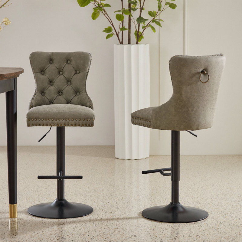 Ensemble de 2 tabourets de bar pivotants en polyuréthane rétro, hauteur réglable 26 à 33 po avec dossier capitonné, vert olive, design américain