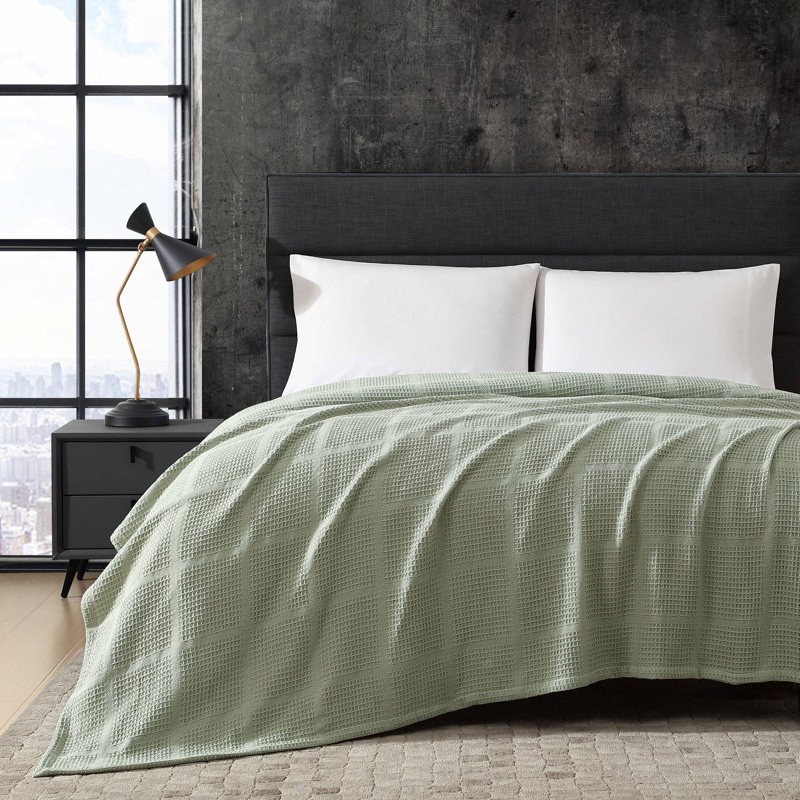 King Green Cotton Waffle Weave Lightweight Blanket Set