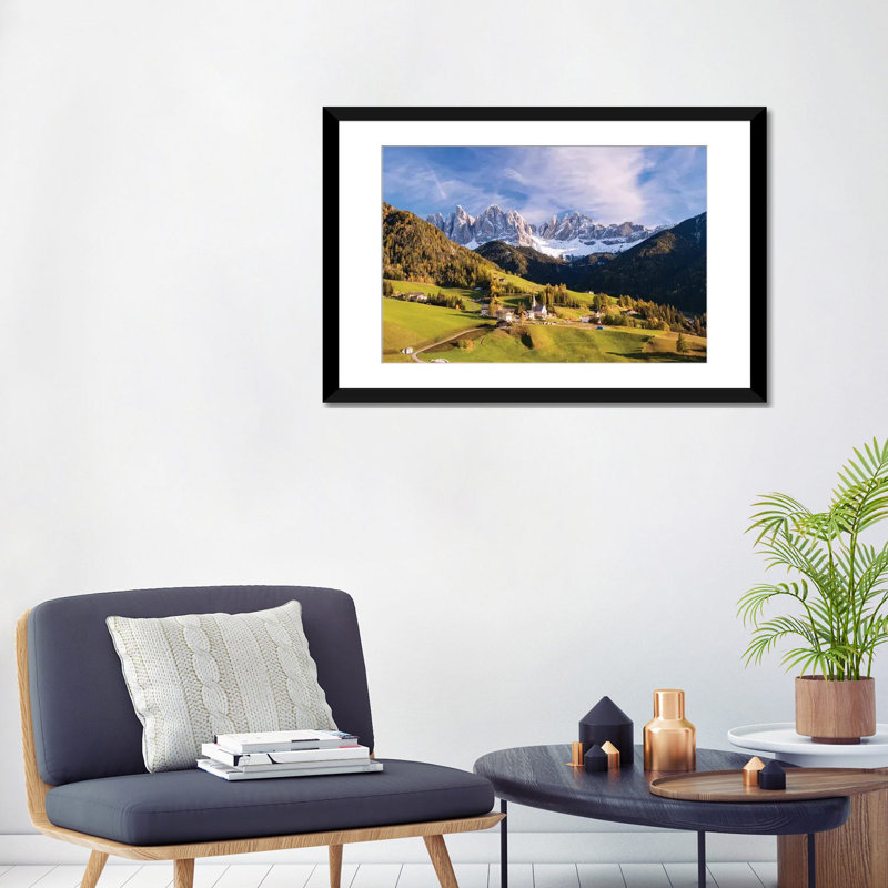 «Funes Valley In The Dolomites» par Matteo Colombo, impression sur toile, H 24 po x l 32 po x P 1 po, Papier avec cadre noir