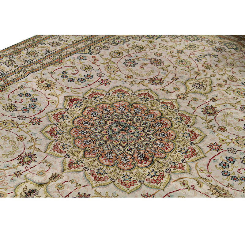 Oriental Area Rug in Ivory
