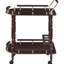 Et chariot en laiton avec tablettes pratiques pour porte-bouteilles de style traditionnel