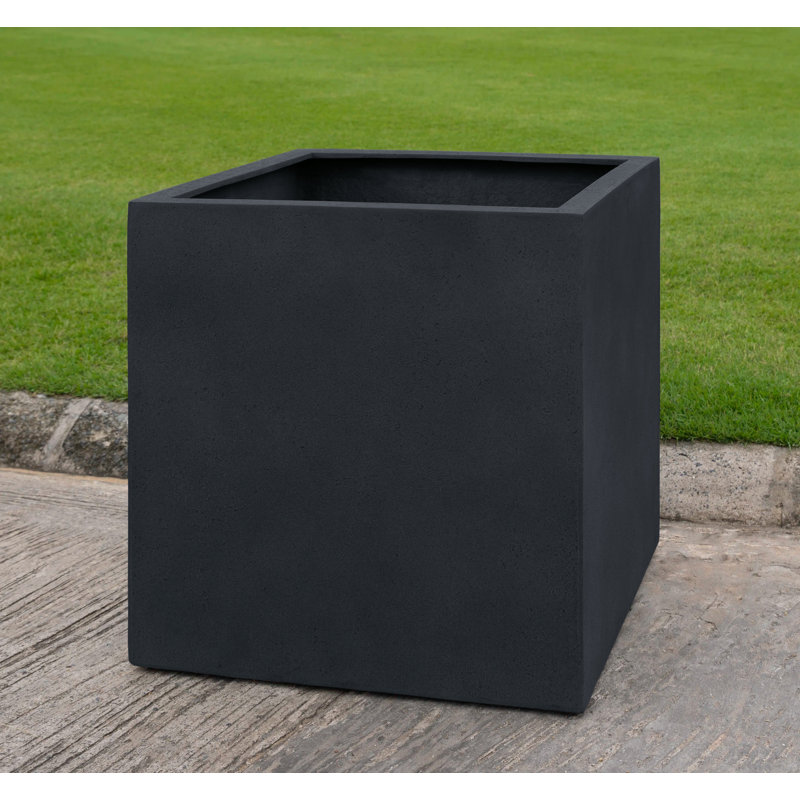 Farnley Planter, Charcoal Premium Lite, 17.75" H x 17.75" W x 17.75" D, 1