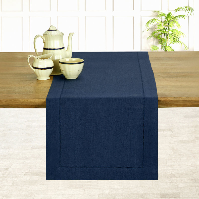 Chemin de table 100% lin D'Okok Homes, Bleu marine de nuit, L 132 po x P 14 po