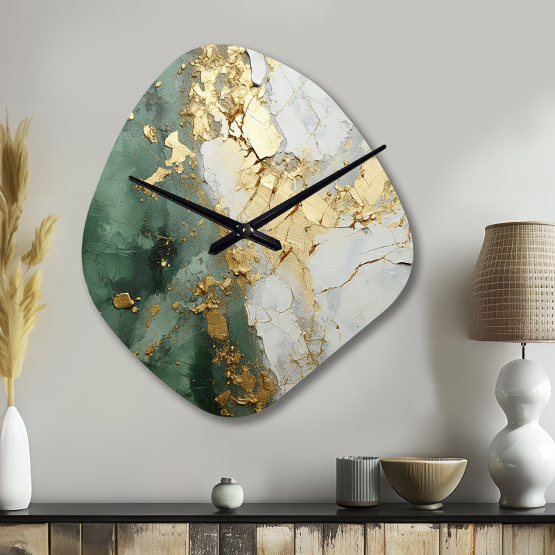 Or et vert peinture fusion - peinture abstraite forme unique horloge murale en métal, horloge murale asymétrique moderne