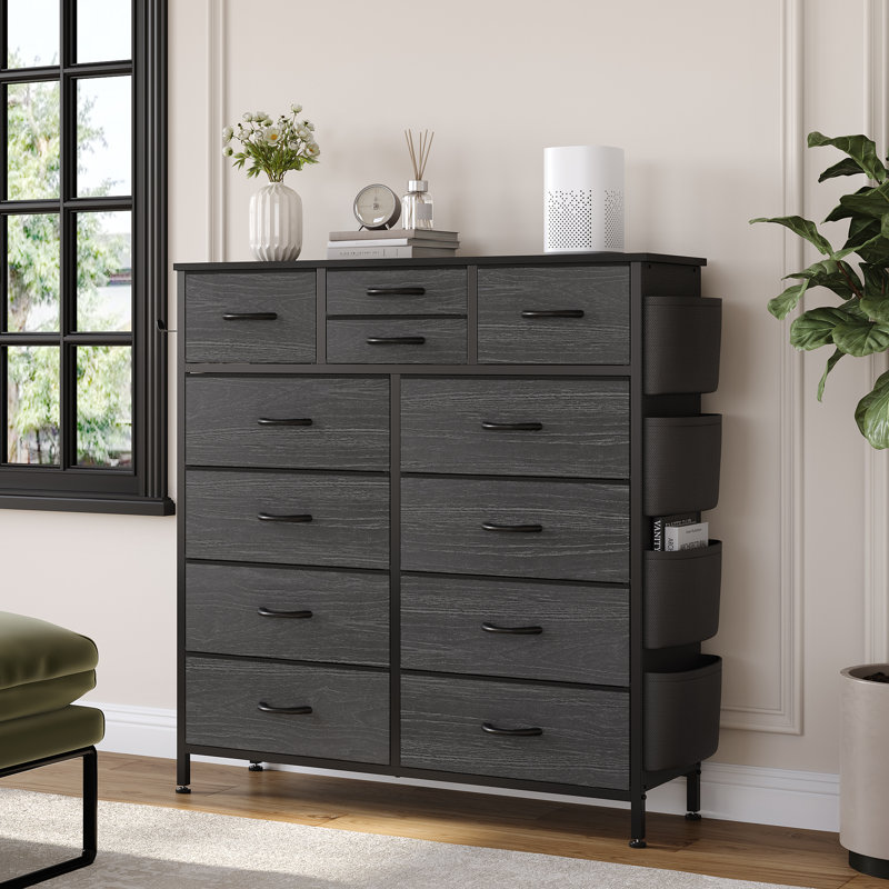 Commode 12 tiroirs pour chambre à coucher avec 4 poches latérales et 2 crochets Forestine, Grain de bois noir