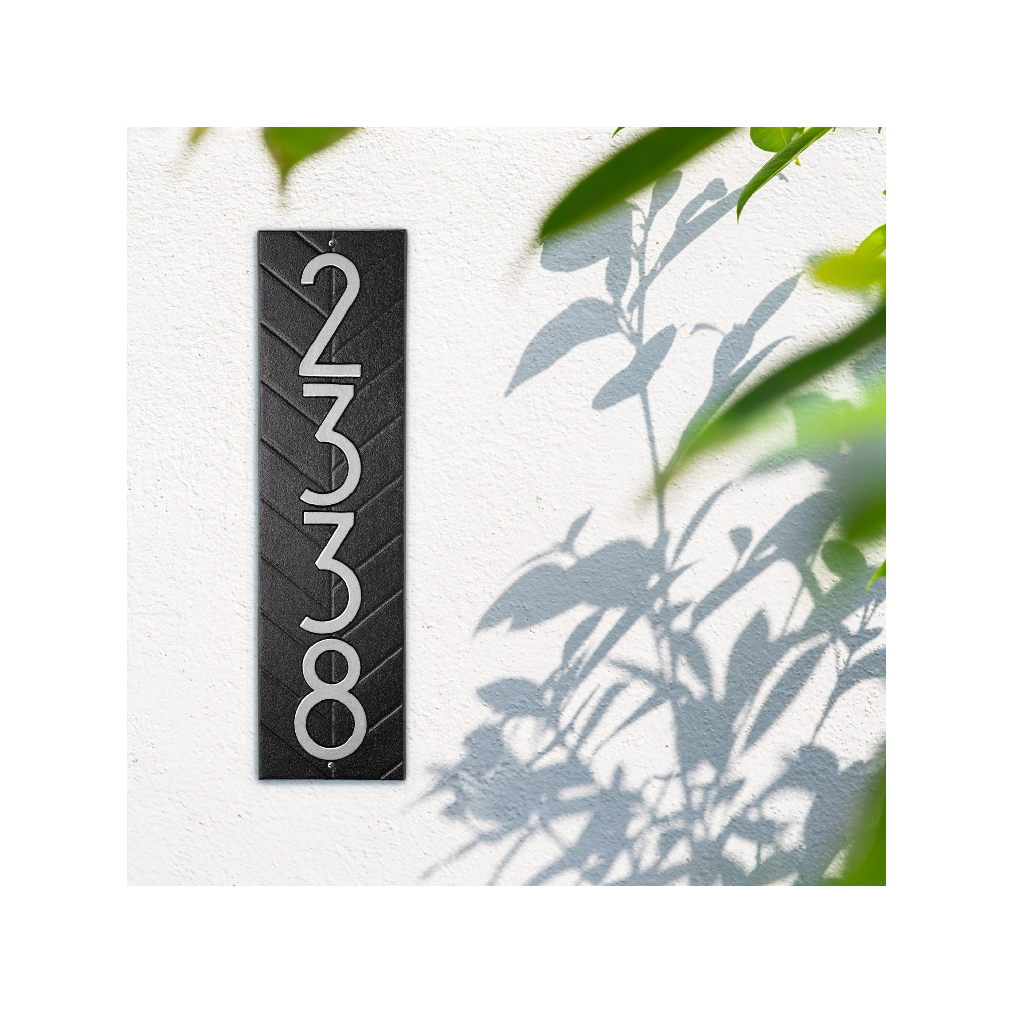 Mid-century Modern Herringbone Vertical Wall Plaque, Black/Silver, Yes