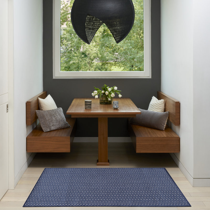 Remmie Black Modern Indoor/Outdoor Rug, Rectangle 3' x 5', Blue/Navy