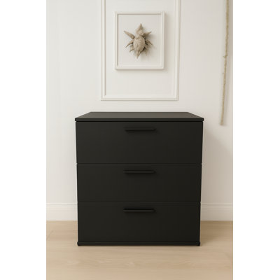 Commode à tiroirs lustrée