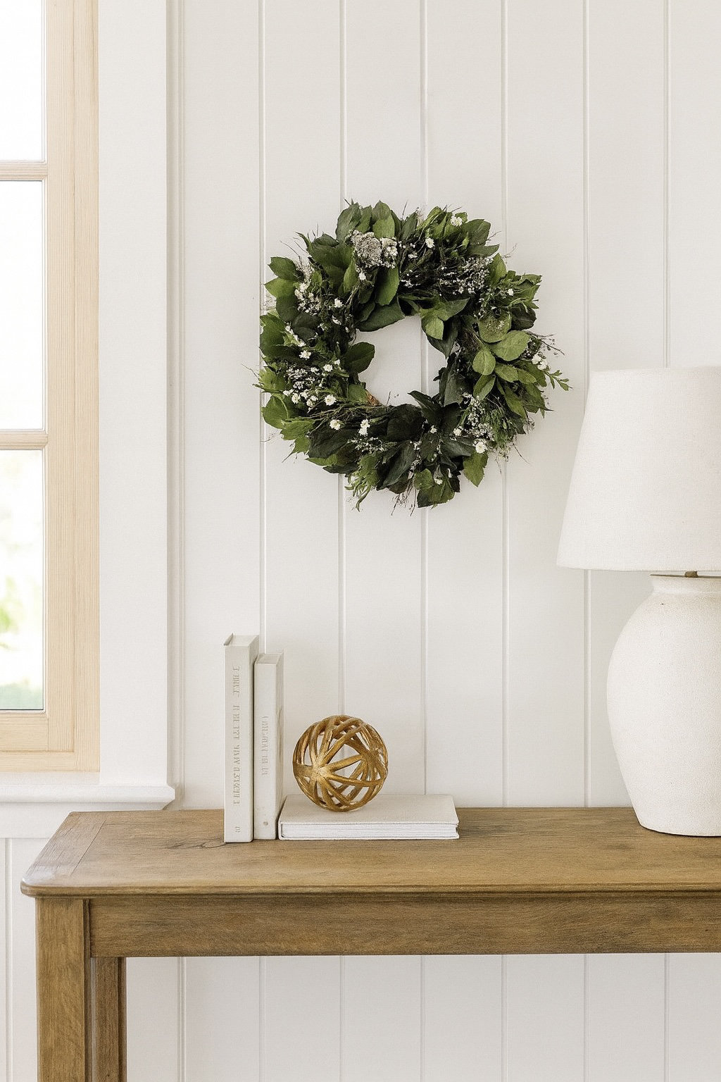 22" Handcrafted Boxwood Wreath